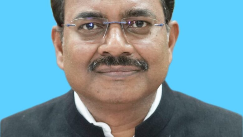 मुख्य सचिव ने की स्टेट प्रगति के तहत विभिन्न परियोजनाओं की समीक्षा,महत्त्वपूर्ण योजनाओं का प्रत्येक 5 साल में मूल्यांकन कराया जाए