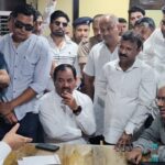 एमडीडीए कॉलोनी चंदर रोड डालनवाला की समस्याओं को लेकर पूर्व मंत्री डॉ. हरक सिंह रावत के नेतृत्व में सौंपा गया ज्ञापन