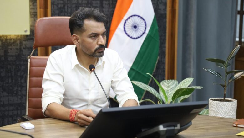शिकायतों के निस्तारण में लापरवाही पर नपेंगे अफसर; हॉटस्पॉट्स की पहचान के लिए बनेगा GIS मैप