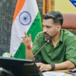 बैंकों की मनमानी पर डीएम सख्त ,जनता को परेशान किया तो होगी कार्रवाई, जिले का पैसा जिले के विकास में ही लगेगा,जिले के विकास में निवेश करें बैंक, केवल जमा जुटाना पर्याप्त नहीं- डीएम