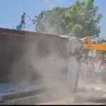 विकासनगर: सहसपुर के बैरागीवाला में भारी तनाव, बीजेपी कार्यकर्ता की मौत के बाद आरोपी के घरों पर चला ‘बुल्डोजर’; पुलिस पर पथराव