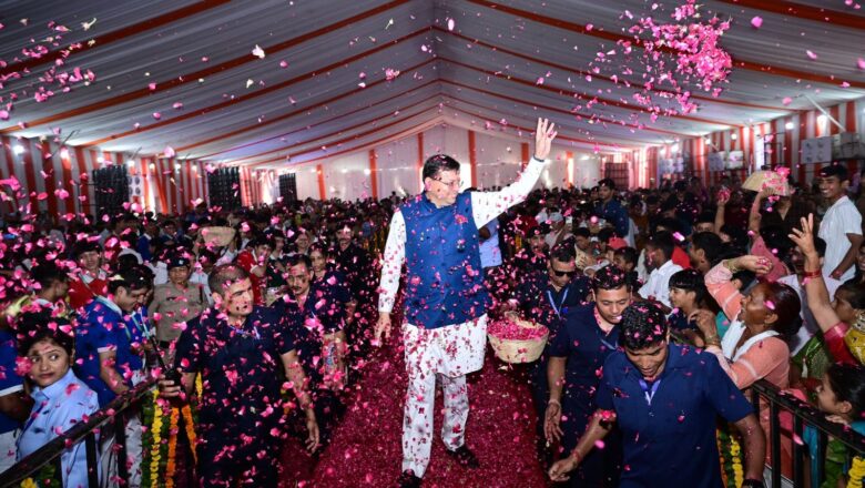 राज्यपाल एवं मुख्यमंत्री ने ‘सेवा, सुशासन एवं समर्पण: जन-जन की सरकार, जन-जन के द्वार’ सेवा पखवाड़ा कार्यक्रम का किया शुभारंभ