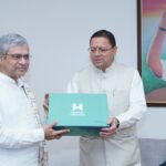 दिल्ली में रेल मंत्री से मिले सीएम धामी, उत्तराखंड के लिए रखीं कई अहम रेल परियोजनाओं की मांग