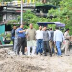 देहरादून-मसूरी मार्ग के क्षतिग्रस्त मार्ग का मंत्री गणेश जोशी ने किया निरीक्षण, पुनर्निर्माण में तेजी के निर्देश