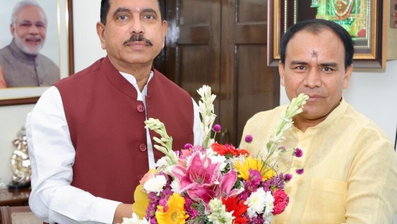 459 करोड़ से एचएनबी गढ़वाल विश्वविद्यालय में अनुसंधान संरचना होगी सुदृढ,उच्च शिक्षा मंत्री  धन सिंह रावत ने नवनियुक्त केन्द्रीय शिक्षा मंत्री से की मुलाकात