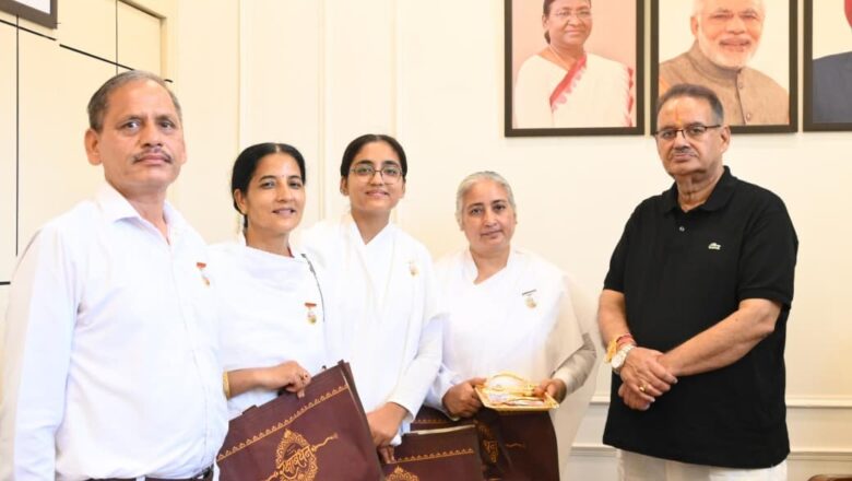 कैबिनेट मंत्री गणेश जोशी के कैंप कार्यालय में रक्षाबंधन उत्सव, ब्रह्मकुमारी बहनों ने दी दीर्घायु की शुभकामनाएं