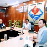 मुख्य सचिव आनंद बर्द्धन ने की पुलिस विभाग की समीक्षा, साइबर अपराध और मानव तस्करी पर सख्त कार्रवाई के निर्देश