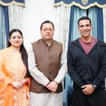 मुख्यमंत्री पुष्कर सिंह धामी से प्रसिद्ध फिल्म अभिनेता अक्षय कुमार ने की शिष्टाचार भेंट,उत्तराखण्ड की फिल्म नीति और प्रदेश में फिल्म निर्माण की संभावनाओं पर हुई चर्चा